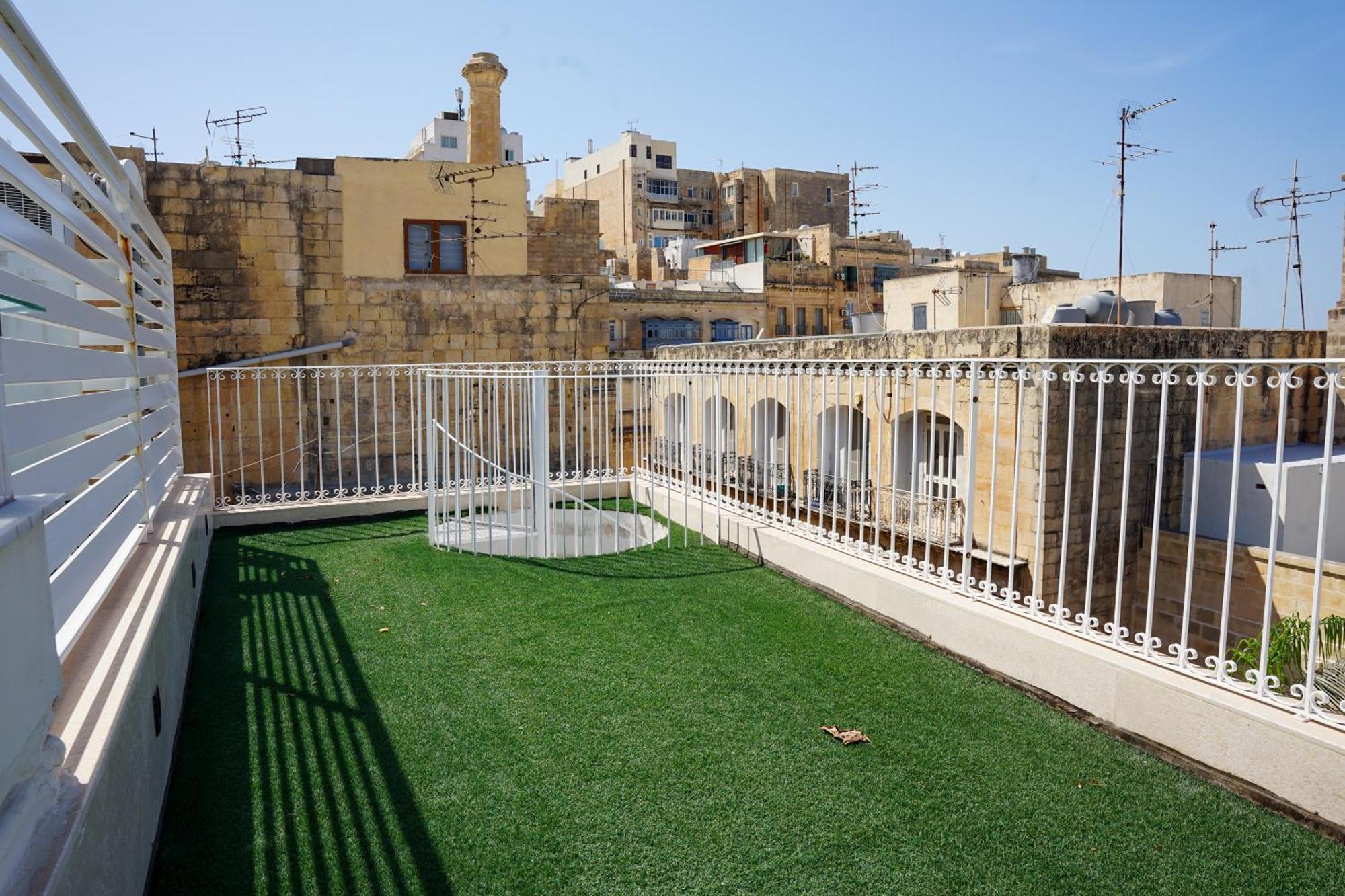 Valhalla Boutique Hotel Valletta Exterior photo